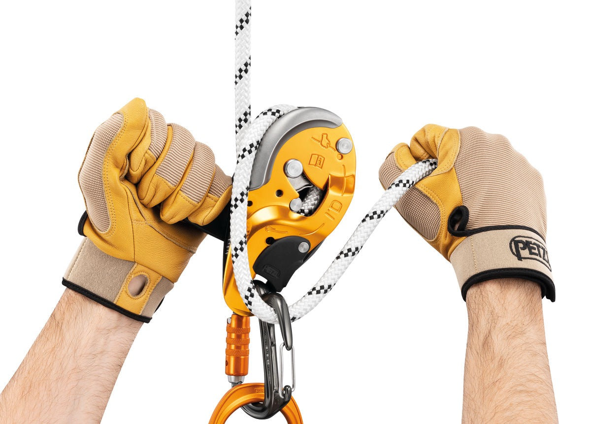Petzl FREINO Z Carabiner with Friction Spur